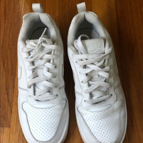 Nike court shoes - Picture 3 of 3